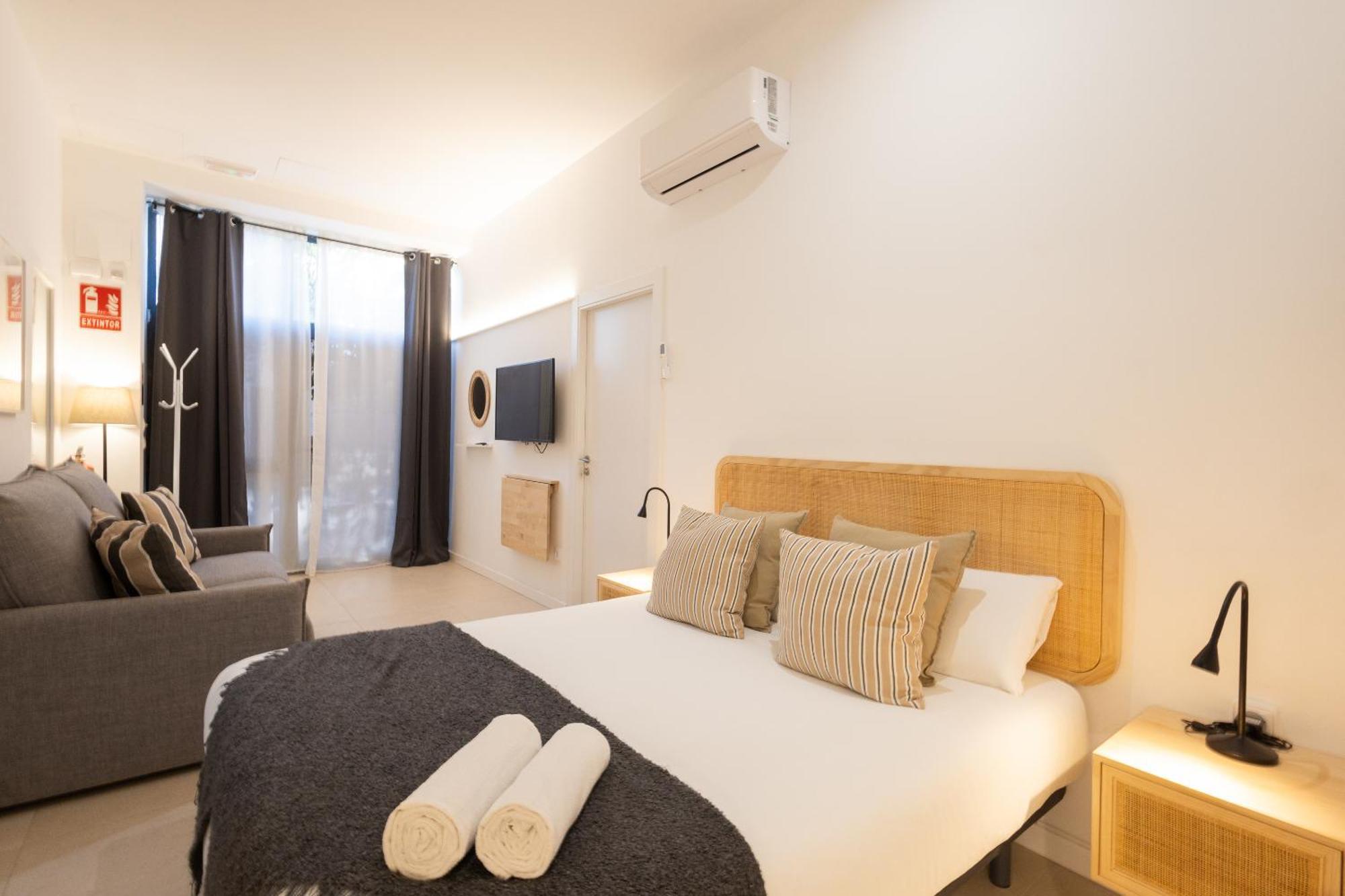 Florit Flats - The Pitiusas Rooms فالنسيا المظهر الخارجي الصورة