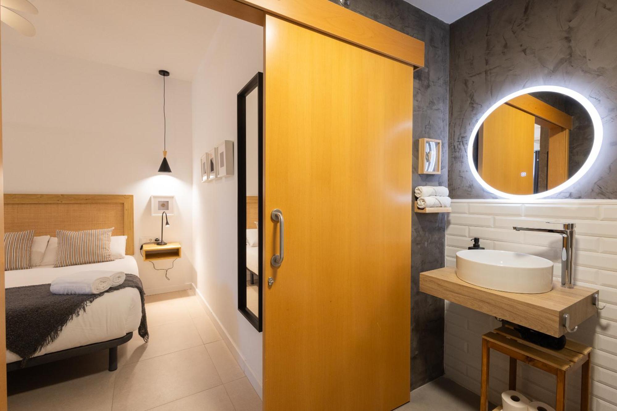 Florit Flats - The Pitiusas Rooms فالنسيا المظهر الخارجي الصورة